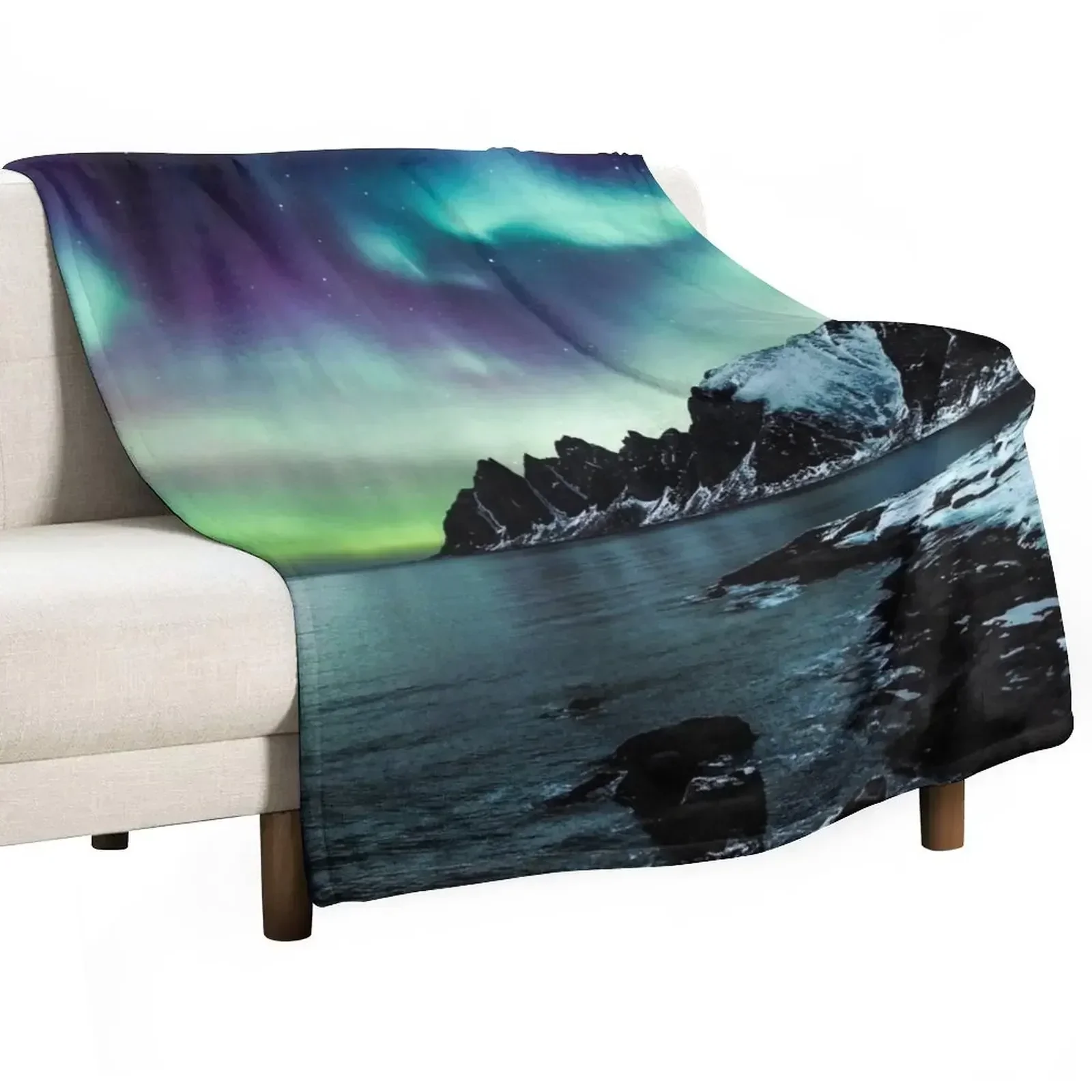 Northern Lights III Throw Blan - Lighting Decoration Ideas For Home 评论和价格